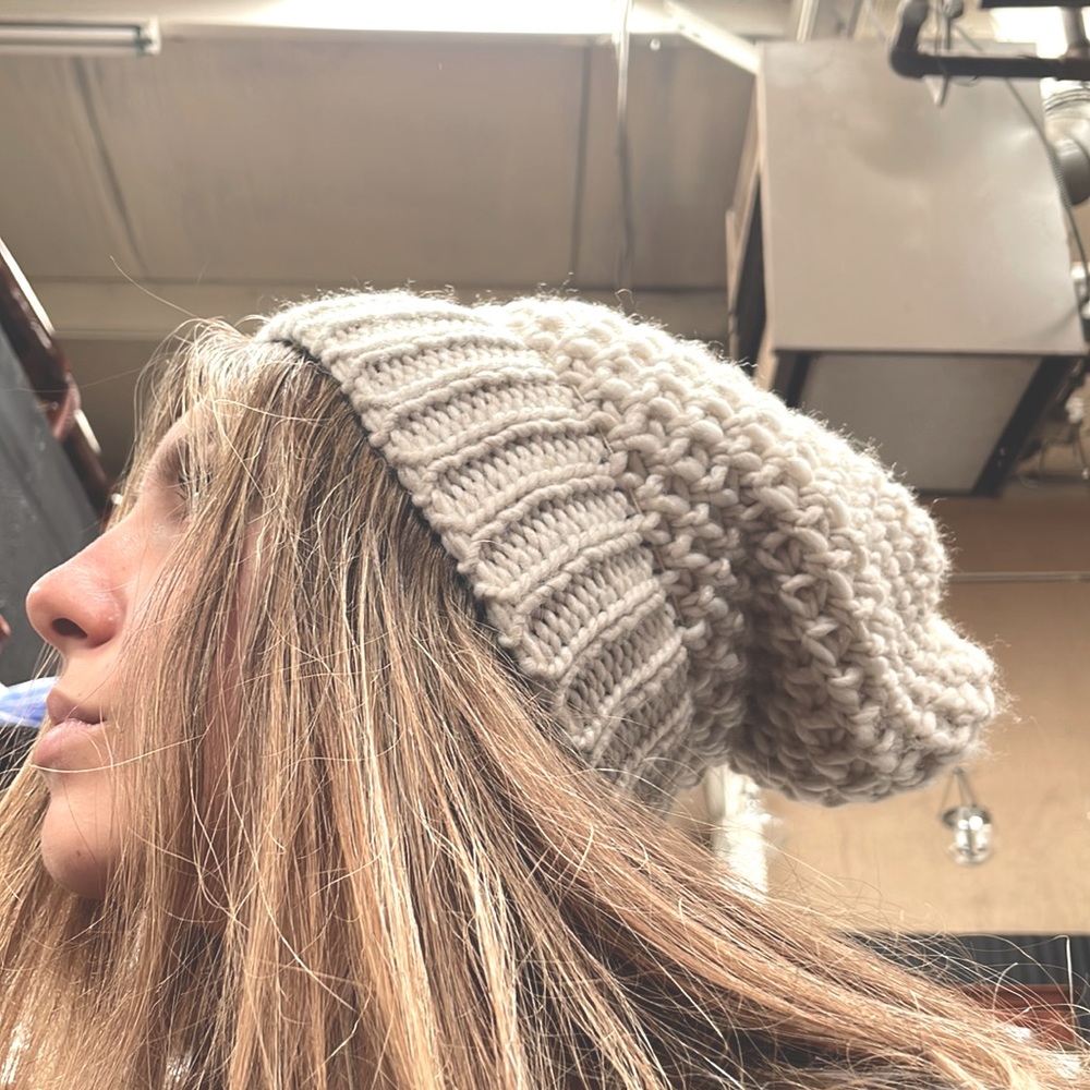 Unisex MADE IN ITALY beanie hat - Picture 2 of 5